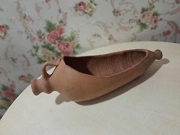 qoz lepesi: Əl istehsalı torpaqdan hazırlanmış dekorativ amfora formalı qab - — 3