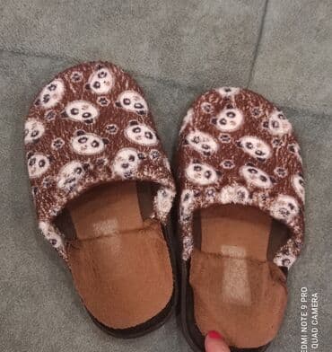 купить бу шкаф для одежды: Ikisi birlikde 5 azn.Bagcada geynib usaq 10 gun.Ela veziyyetdedir.O — 4