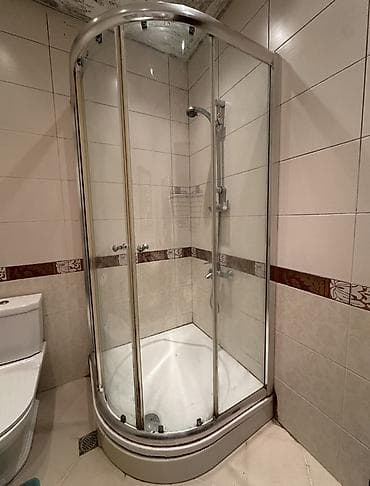 hamam qapisi: İşlənmiş Üstü açıq kabina, Künc üçün, Ünvandan götürmə — 1