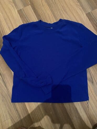 Rəng: kobalt mavi Model: uzunqol, kruq (crew neck) yaxalı Parça