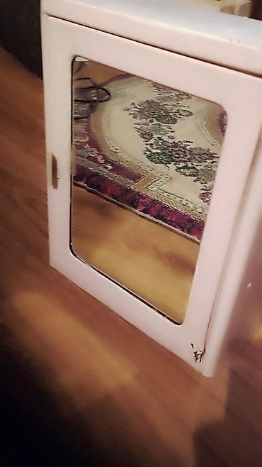 ODiqqət Sovet dövründən qalmldimi dəmir tibb qutusu. Cox davamlı lalafo.az -da ODiqqət Sovet dövründən qalmldimi dəmir tibb qutusu. Cox davamlı