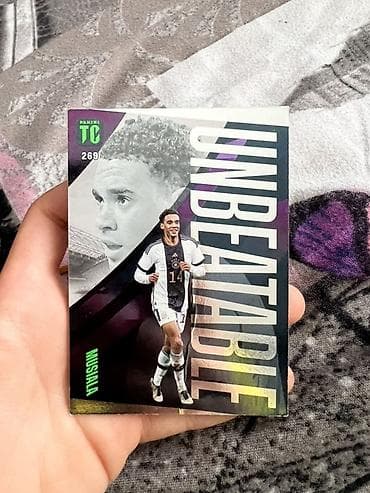 Panini “Top Class” futbol kolleksiya kartları dəsti Məzmun: - Panini — 9