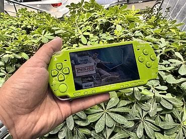 PSP 2000 Heç bir problemi yoxdu, içində 100-dən oyun var. Həm PSP həm