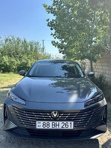 w205 bufer: Changan Eado: 1.5 l | 2025 il 5500 km Sedan — 1