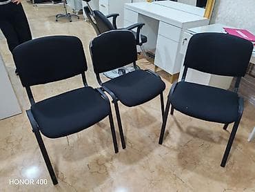 Qonaq/İclas zalı üçün uyğun 3 ədəd toplantı/stul dəsti - Rəng: qara - — 1