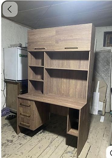 Sifarişlə ev mebeli: Düz masa, Polkalı, Siyirməli, Teksturalı laminat, Zəmanətsiz — 1