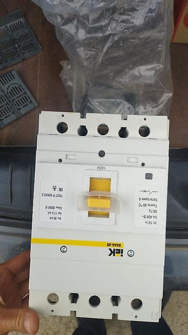 elektrik generatoru: Digər brend Elektrik avtomat, 3 faza — 2