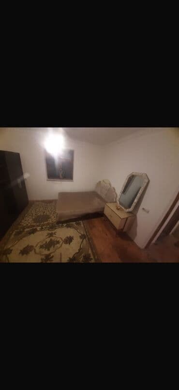 xırdalanda kiraye evler 2023: Şəkildə mətbəx mebeli yoxdu ama indi var teze yigilib . 7-8 kv da — 10