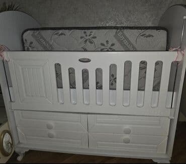 Oğlan və qız üçün, İşlənmiş, Dördbucaq, Beşik, Dəst ilə, Matras ilə, Yellənmə mexanizm ilə lalafo.az -da Oğlan və qız üçün, İşlənmiş, Dördbucaq, Beşik, Dəst ilə, Matras ilə, Yellənmə mexanizm ilə