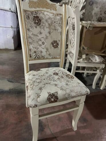 taxt doseklerinin satisi: Masa ve oturacaqlar satilir. Hamisi yüksek keyfiyyetdedir — 1