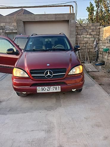 Продажа авто: SUV – bord rəngli, 5 qapılı, yan pilləkənlər və dam relsləri ilə - — 5
