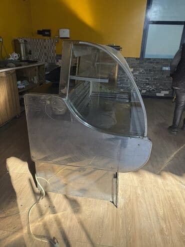 vitrin tor: Şirniyyət üçün, 130 * 200 * 90 — 2