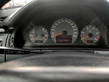 range rover satisi: Təcili satılır. Maşın ideal vəziyyətdədir. Taksidə qətiyyən — 7