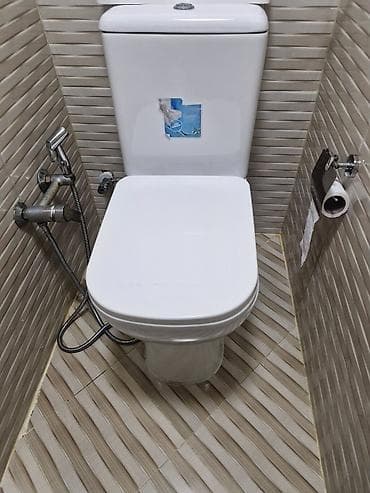 Unvan qaracuxur qəsəbəsi tecili satilir 6aydi alinib. Kombinə edilmiş