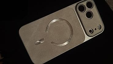 ayfon z: IPhone 17 Pro Max — 3