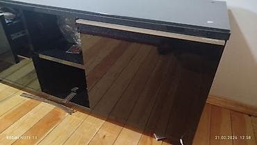kunc divan iwlenmiw: TV stend. TV altdiği — 3