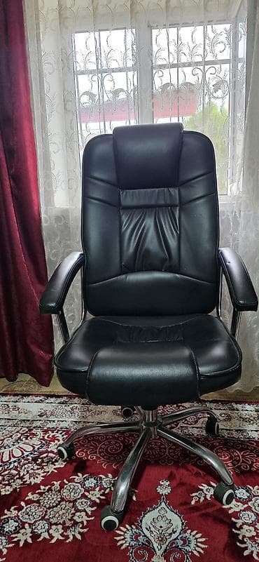 ofis dolablari: Erqonomik ofis kreslosu – qara rəng - Material: yumşaq eko‑dəri — 2