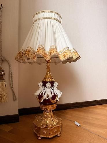 2000 azn alınıb. İnternetdə araşdıra bilərsiz. Yeni kimidi. Qiyməti