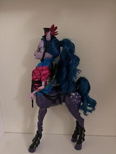 Monster High Avea Trotter