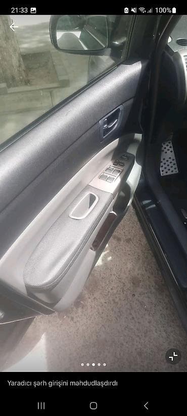 015 diskleri: Toyota Prius – 2007-ci il, qara rəng, 7 düyməli idarəetmə paneli, JBL — 3