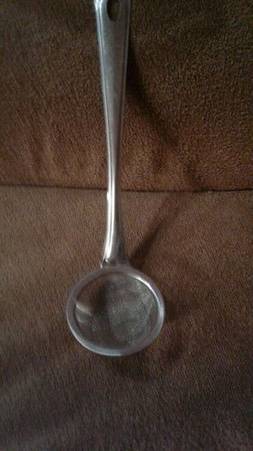 mantı qazanı qiymeti: Surtgec yenidi isrifade edilmeyib qiymeti 1 azn bazarliq ucun setkada — 9