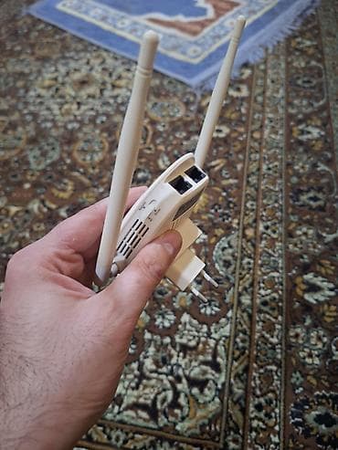 bts canta: Wi-fi gücləndirici,bir antenasinda çat var idi yapişdirmişam — 1