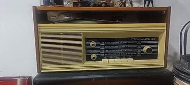 radiolar: Məhsul: Sovet istehsalı “ВЭФ/ВЭФ-68.2” masaüstü radiola (böyük — 1