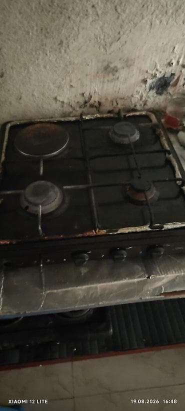 Restoran, kafe avadanlığı: Kafe baglandigi ucun butun esyalar serfeli qiymete satilir.Tecili — 5