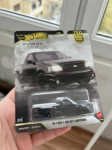 2026 yeni Hot Wheels Preminium Seti 2026 set Bmw - 25 Mercedes - 25 — 3