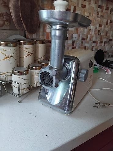 kuba x boss 50: Ət çəkən maşın Mega, 1800 Vt, Reverssiz, İşlənmiş — 3