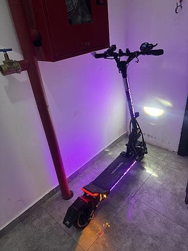 Elektrik nəqliyyatı: İşlənmiş Elektrik samokat 9", > 1000 Vt, > 45 km/s, Ünvandan götürmə, Pulsuz çatdırılma, Ödənişli çatdırılma — 1
