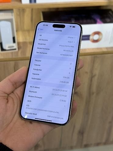 Audio: IPhone 15 Pro Max, 256 GB, Gümüşü, Simsiz şarj — 6
