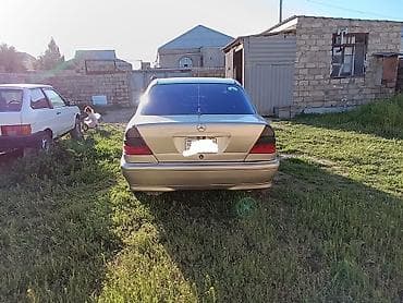 kub 50 cc: Mercedes-Benz C-Class: 2.3 l | 1998 il Sedan — 4