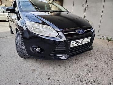 Ford Focus: 1.6 l | 2014 il 207000 km Sedan