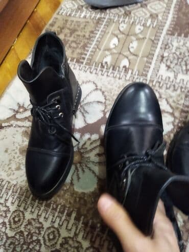 dəri qadın botilyonu: Qara rəngli qadın qış botları 2 dəfə geyinib ölçü uyğun gəlmədiyi üçün — 4