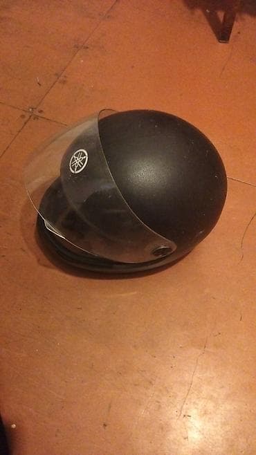 Yamaha vizorlu motosiklet dəbilqəsi - Növ: Açıq (open-face) tip
