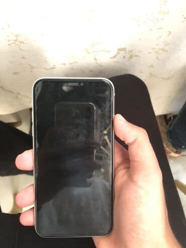 IPhone 11, 128 GB, Gümüşü, Face ID