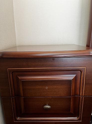 Digər mebel: Salam Wvaner 180 manat ela vezziyetdedi 2 komod 40 manat Guzgulu — 1