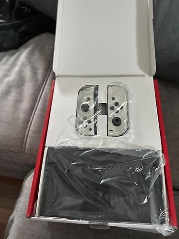 Nintendo Switch: Nintendo switch oled ekran Konsol yenidir 1 aydir almisham Basqa — 2