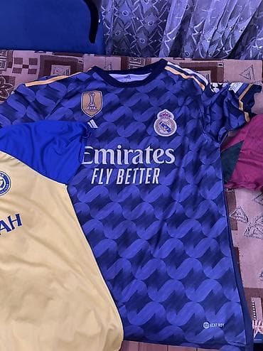 dsx forması: Futbol Forması 3 Ədəd,Səliqəli istifade olunub cırığı söküyü — 3