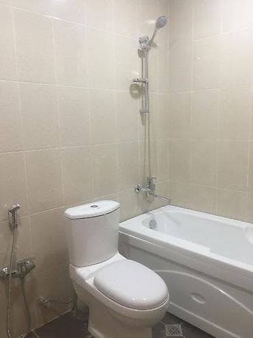 28 mayda kirayə ev: Hövsan. Mida 2 də . 3 otaqlı ev kiraye verirəm. qazı suyu işığı — 5