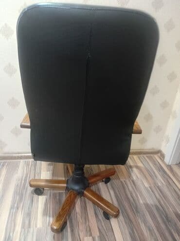 ofis kreslosu: Təkərli, Qolları tənzimlənmir, Dəri — 3