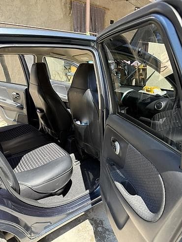 led isiq: Nissan Note: 1.5 l | 2011 il Hetçbek — 6