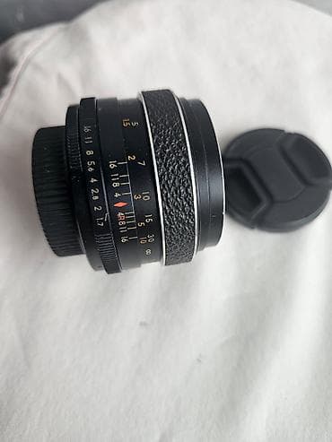 Auto Revuenon 55mm f/1.7 manual fokus obyektiv - Fokus məsafəsi: 55 — 2