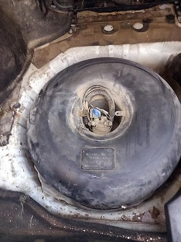 niva şit: Təkər yerinə quraşdırılan LPG (qaz) balonu və multiklapan komplekti — 2