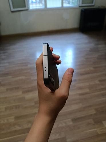 8 gb ram: Samsung Galaxy S24, 128 GB, rəng - Qara — 4