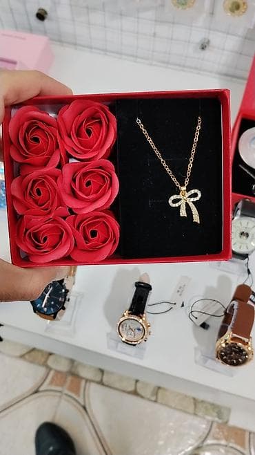 elekdron saat: Yeni, Klassik Saat dəsti, rəng - Qızılı — 8