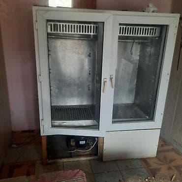 vitrin soyuducu: İki qapılı vitrin soyuducu - İstifadə sahəsi: market, ət dükanı — 1