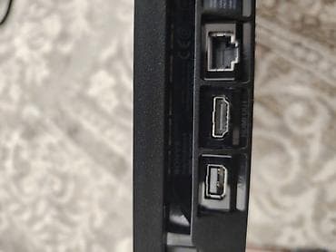 playstation pult: 🎮 PS4 Slim 1TB Tam Set – 2 Pult + 3 Oyun + Aksesuarlar 🎮 Satılır — 4