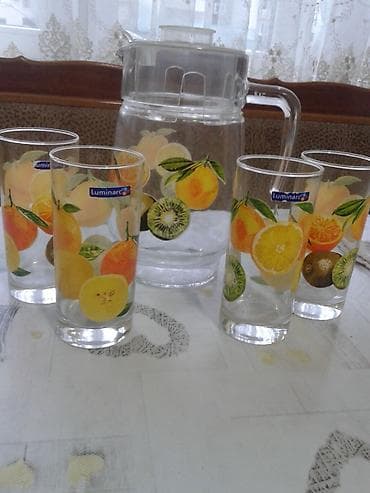 qrafin desti: Qrafin dəsti.1 qrafin 5 stəkan — 3